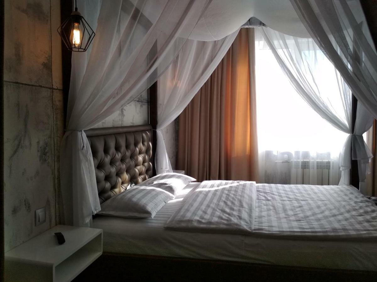Loft - Interior Design Apartments Uralsk Zewnętrze zdjęcie